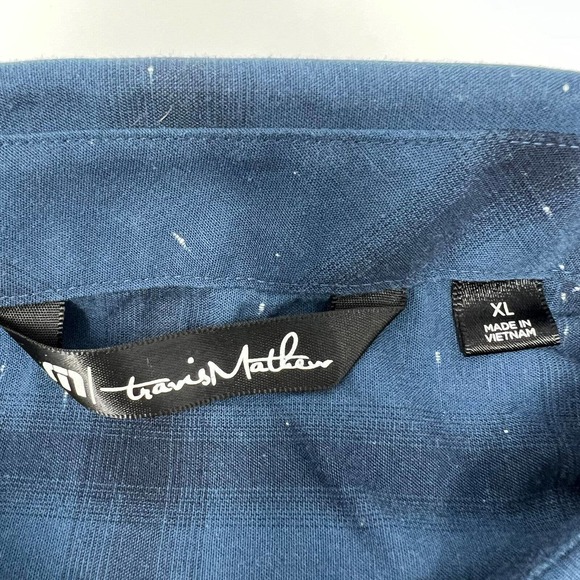 Travis Mathew Mens XL Button Up Shirt Short Sleeve Blue Black Plaid Cotton Blend - Picture 4 of 8